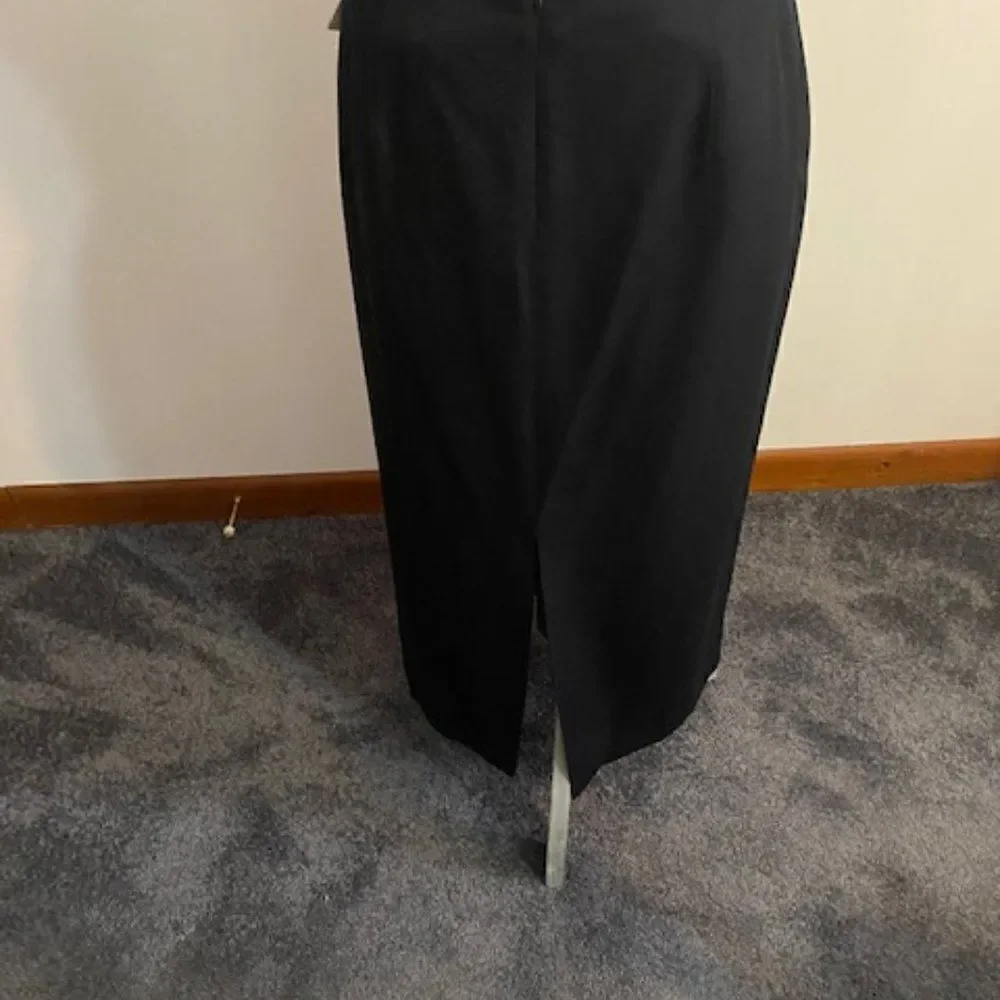Preston & York Black pencil skirt, size 16